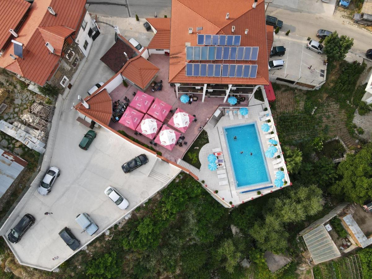 Hotel Deyanira Gorno Dryanovo Luaran gambar