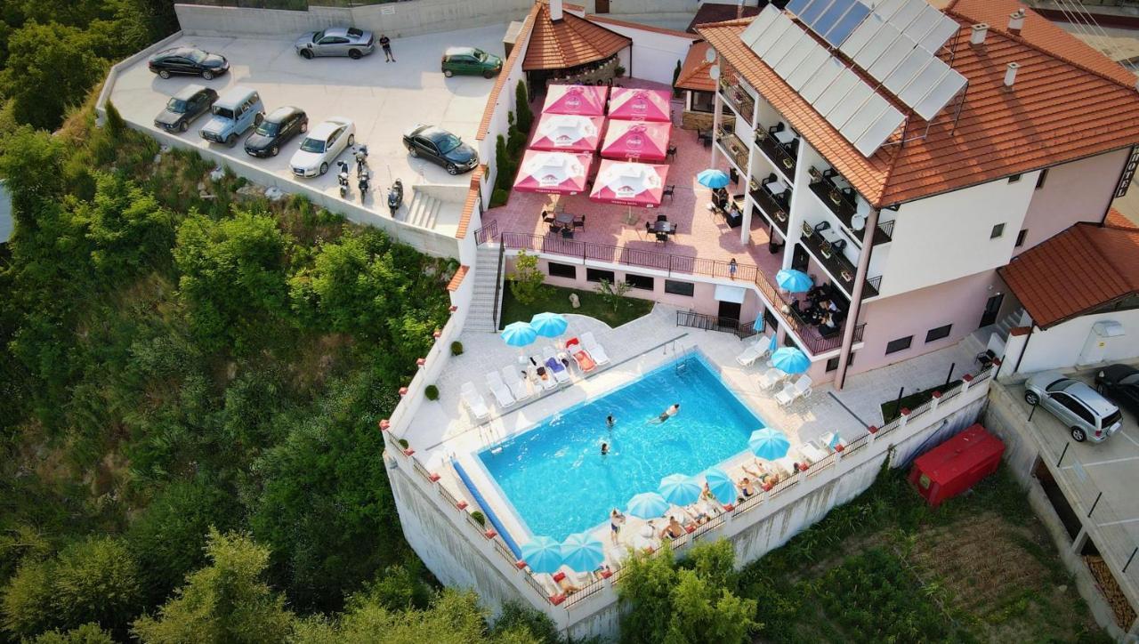 Hotel Deyanira Gorno Dryanovo Luaran gambar
