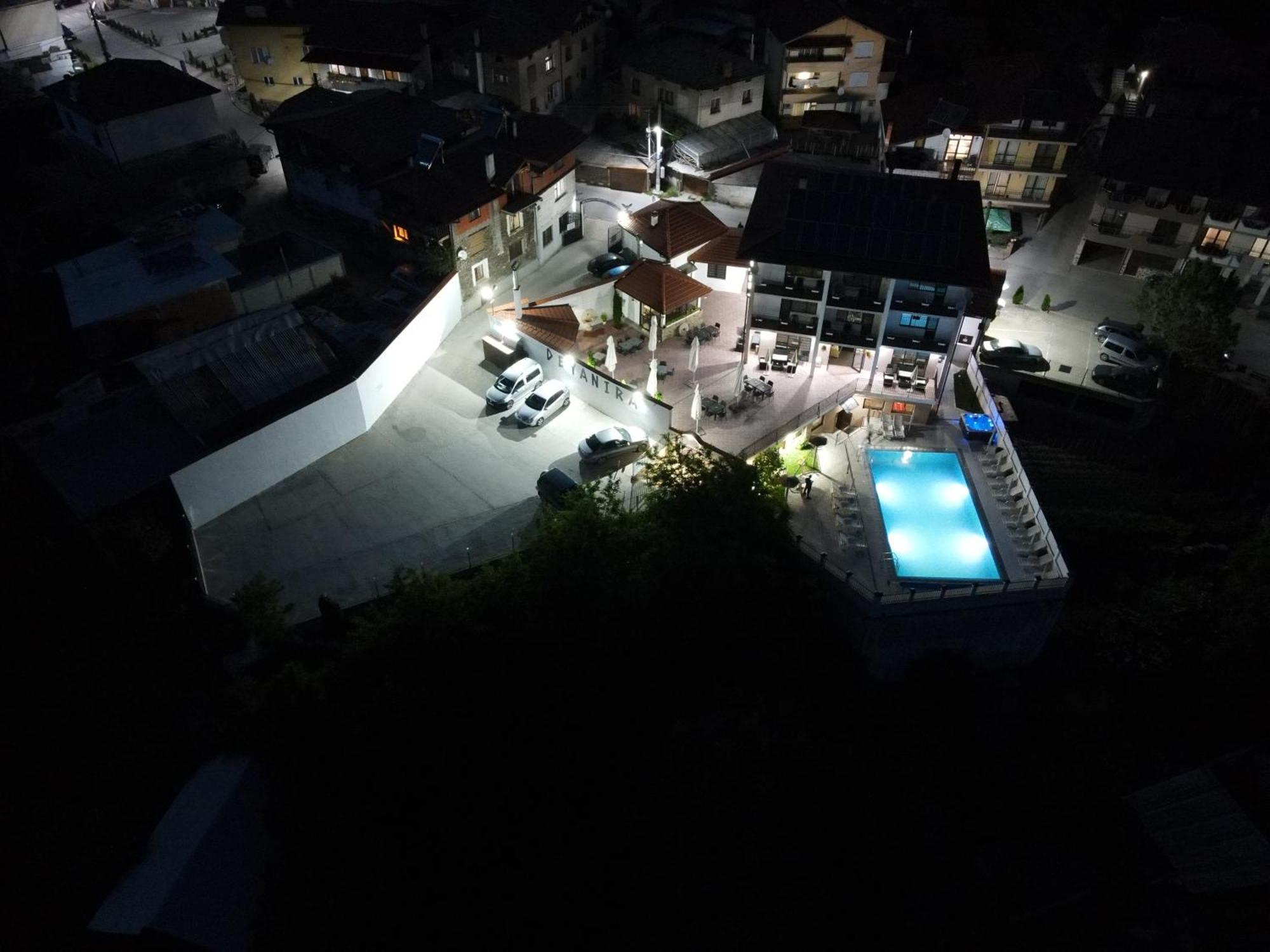 Hotel Deyanira Gorno Dryanovo Luaran gambar