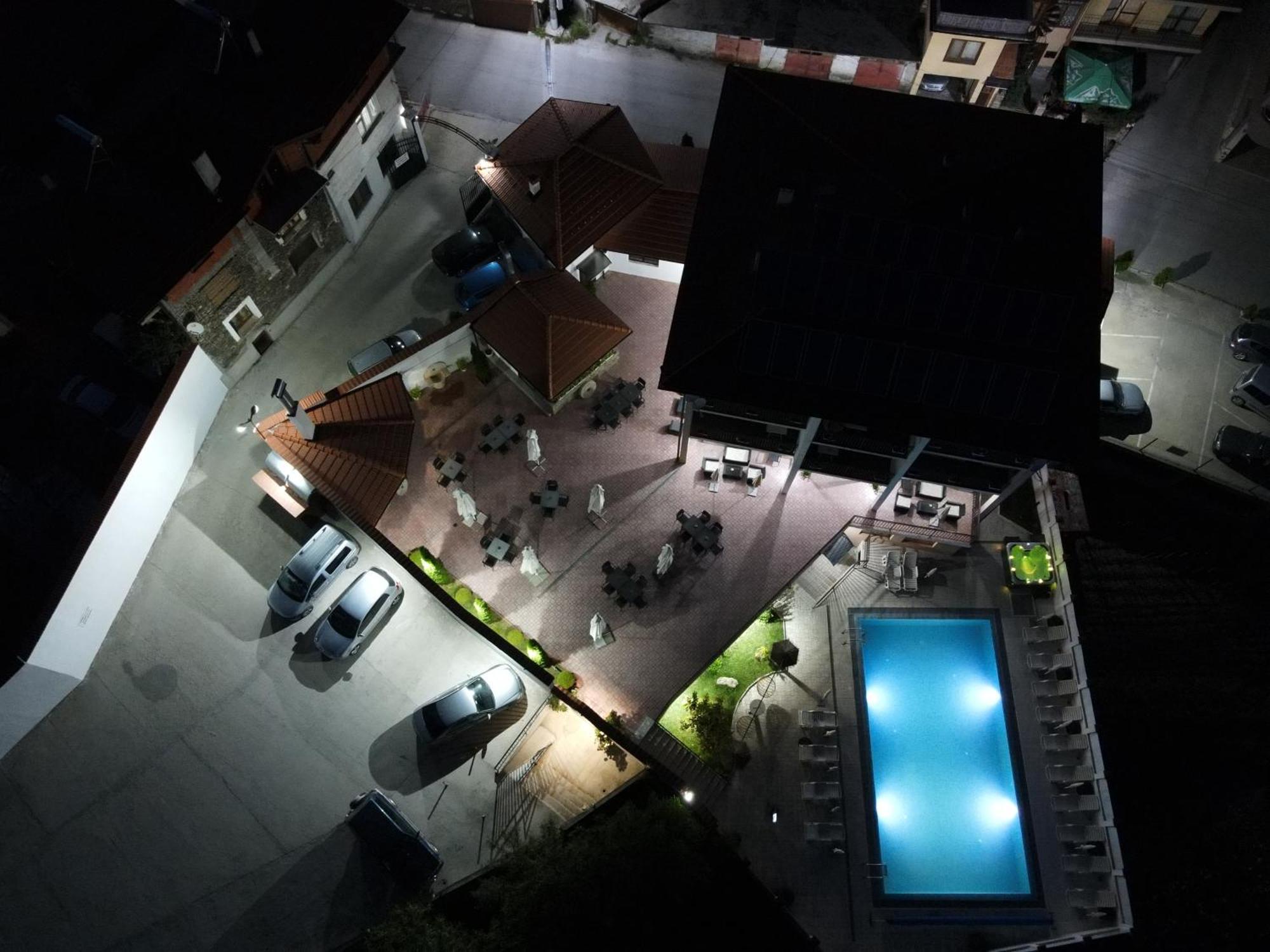 Hotel Deyanira Gorno Dryanovo Luaran gambar