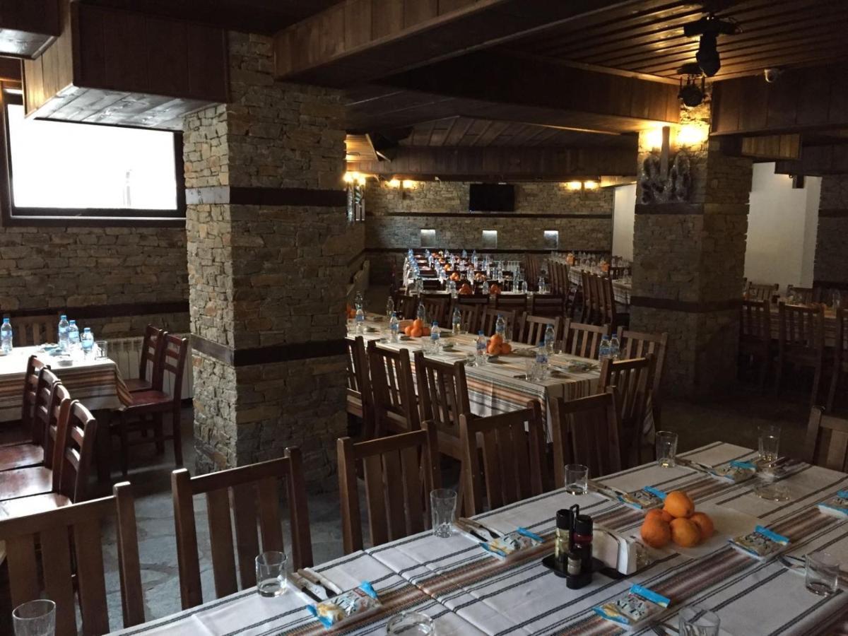 Hotel Deyanira Gorno Dryanovo Luaran gambar